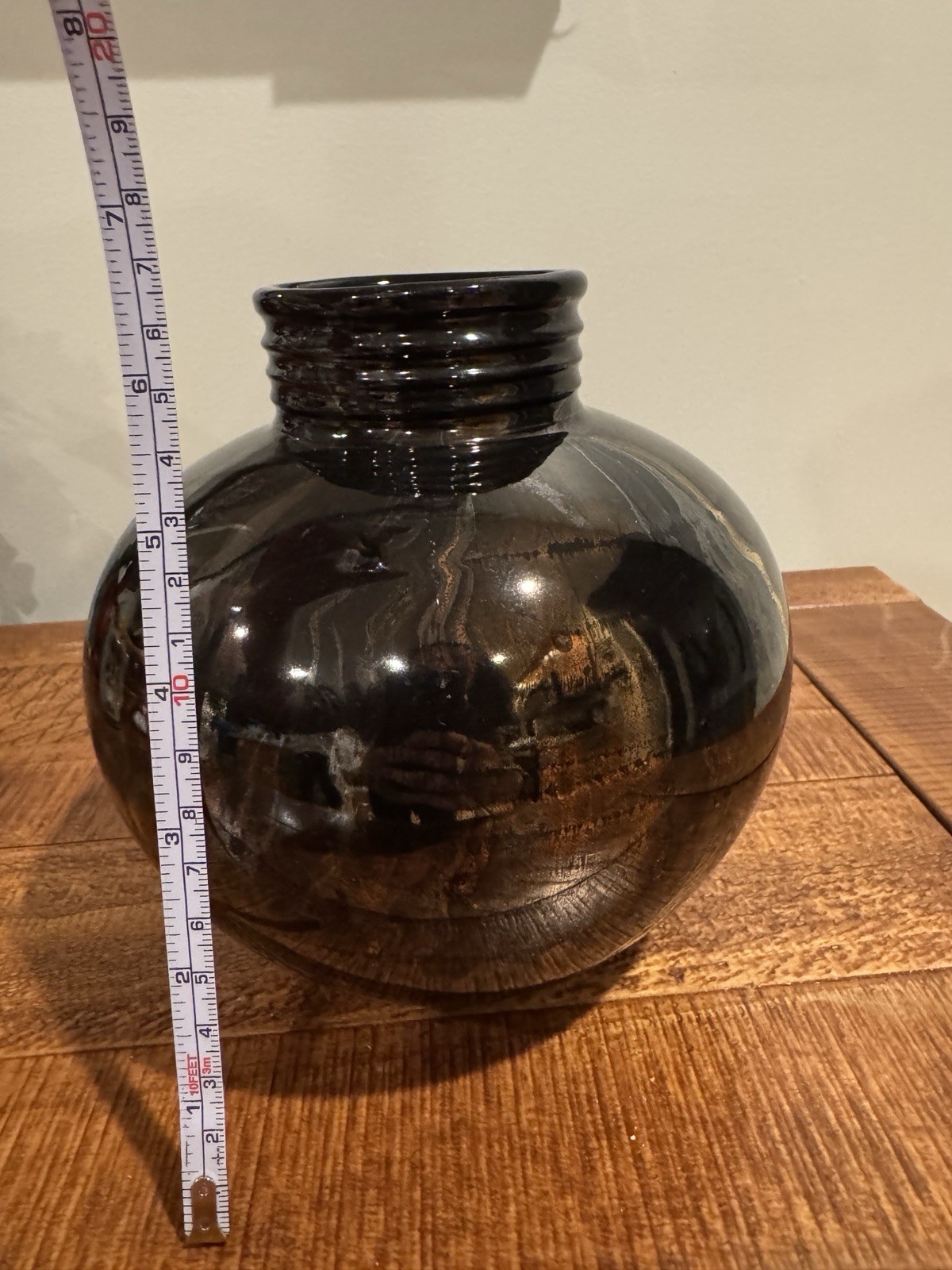 Vintage Haegar Black Gold Rounded Vase Approx 6”