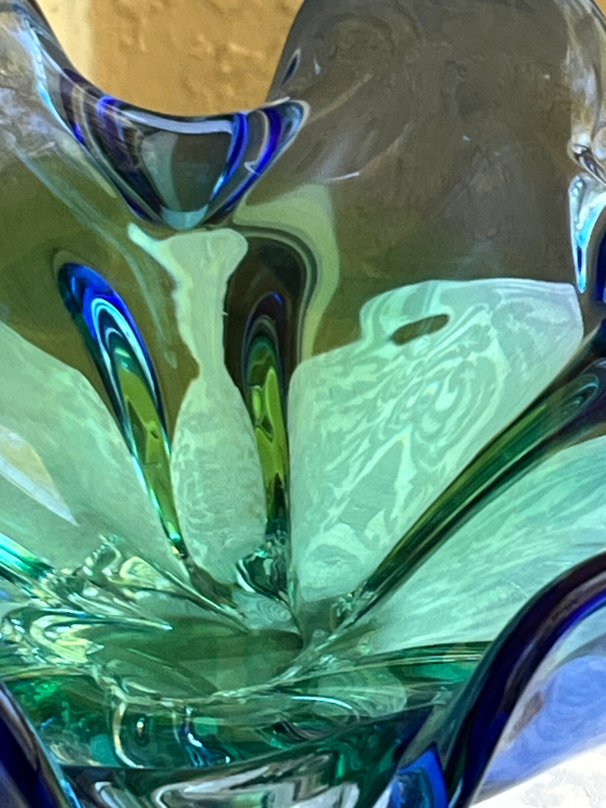 RARE BLUE GREEN CLEAR HANDBLOWN ART GLASS 5.5″ X 9.5″ INCHES