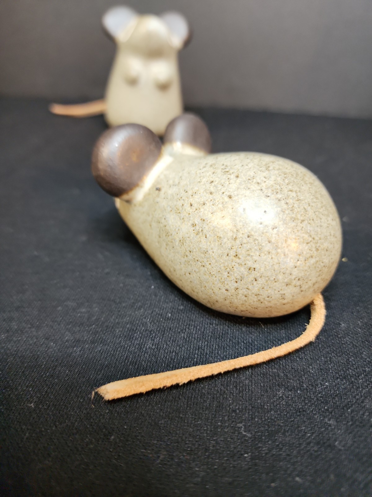 Strawberry Hill Werkshop Pottery Mice Figurine Set Of 2 Mice.