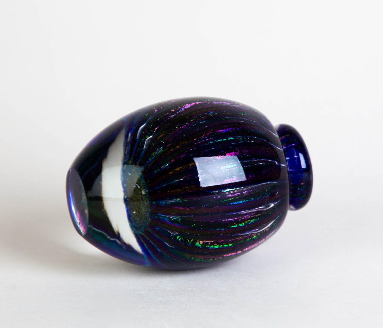 Robert Eickholt Iridescent Spiral Art Glass Perfume Bottle & Stopper Signed 1988