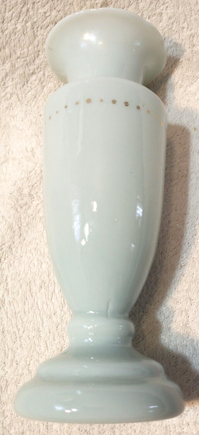 Vintage Green Milk Glass Vase Jade Colored Green Scalloped Top Art A1