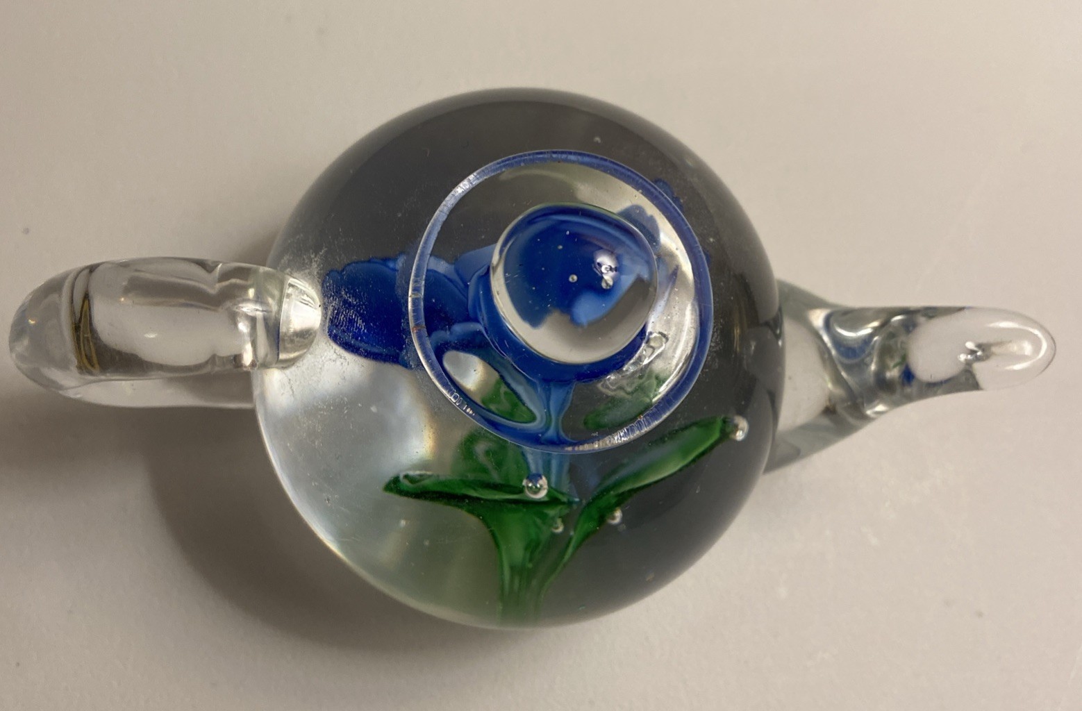 Dynasty Gallery heirloom glass blue flower teapot paperweight 1.5 lbs 3 3/4” H
