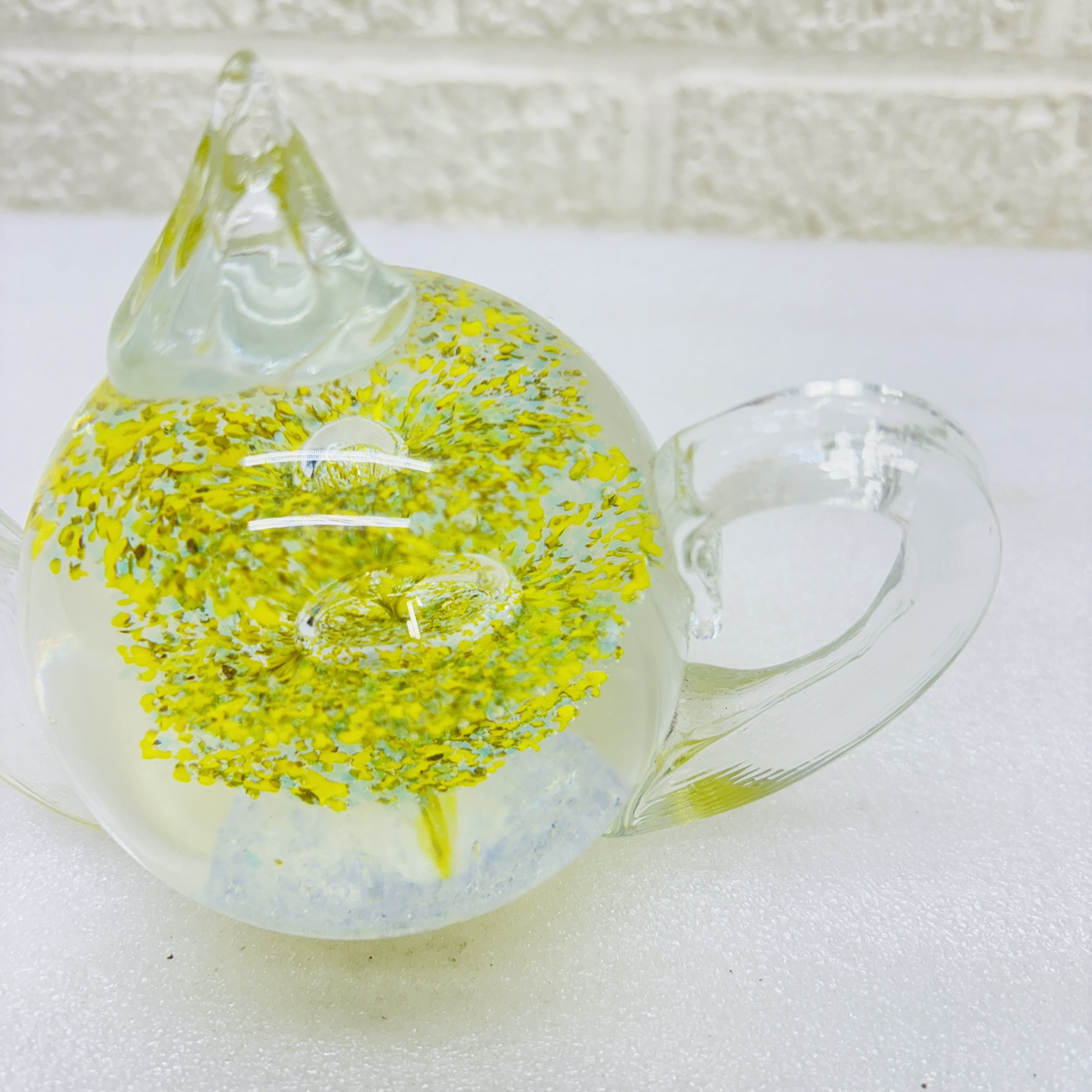 Hand Blown Clear Art Glass w/ Yellow Teapot Paperweight 4″ 1.5lb • VGUC‼