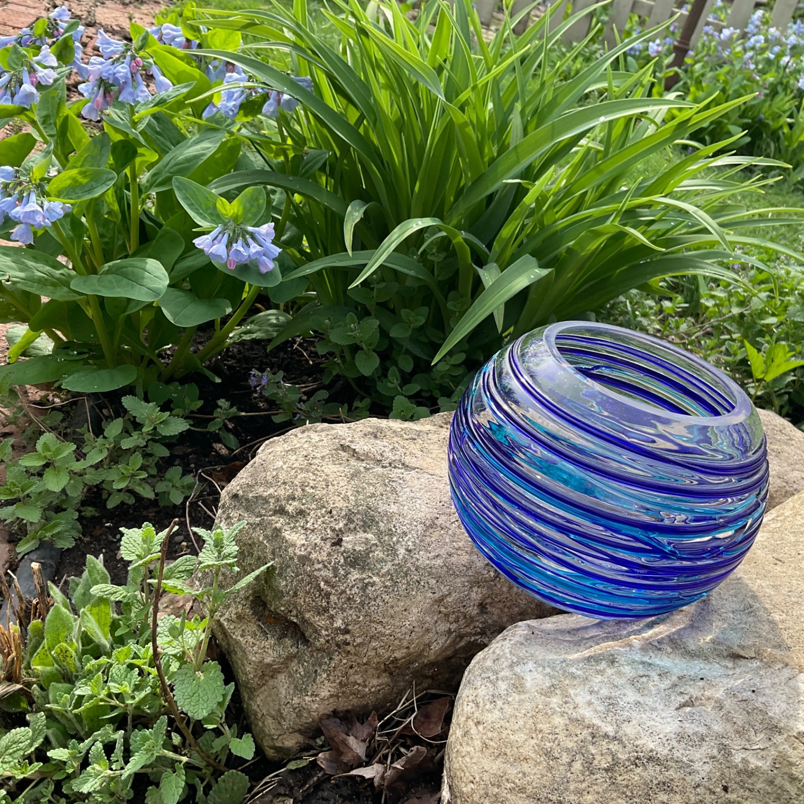 Art Glass Vase Hand Blown Clear Round Blue/Teal Swirls 6” Wedding New Home Gifts