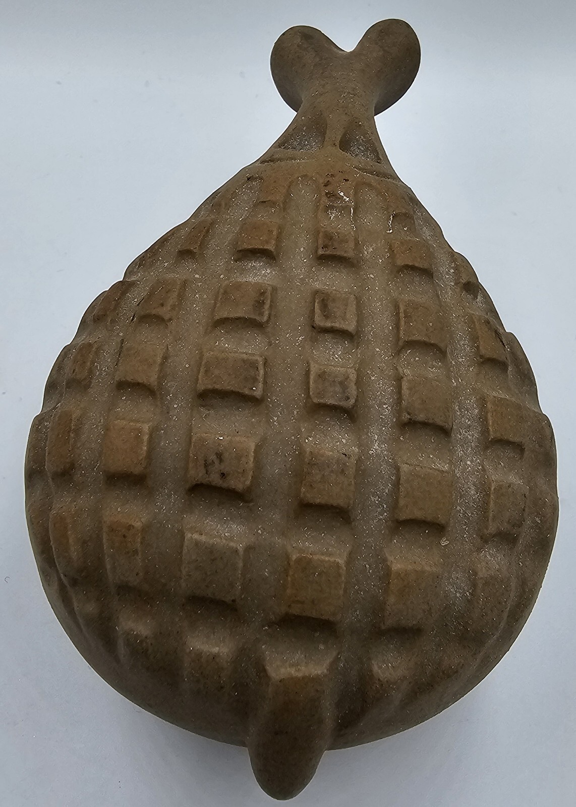 Vintage Robert Maxwell Fig 12 Critter Art Pottery Signed 2.25″H x 4.75″L
