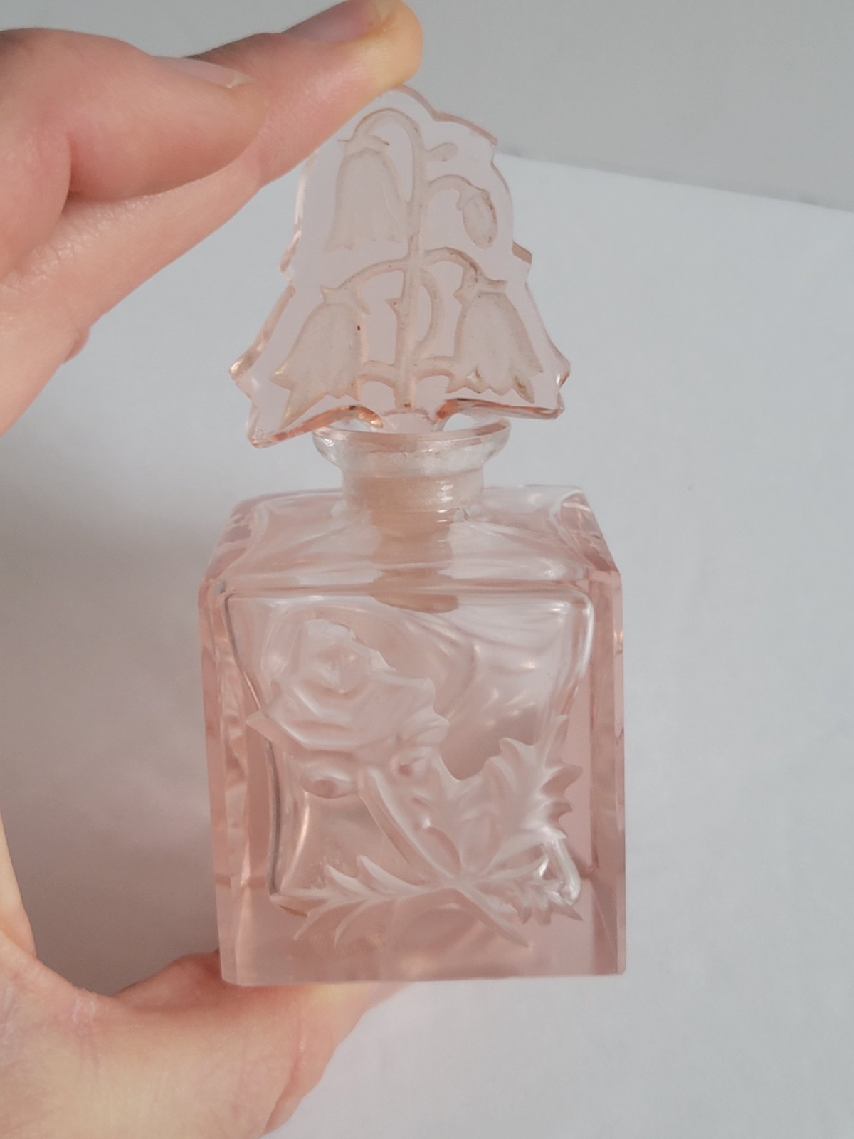 1920s Art Nouveau Pink Glass Perfume Bottle Romantic Etched Flowers Floral Vtg
