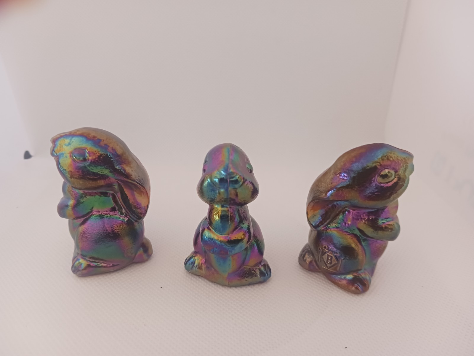 Vintage Boyd Crystal Art Glass ~ Brian the Bunny – Nutmeg Carnival