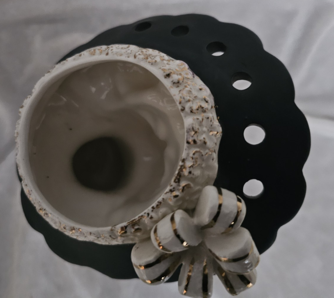 VTG. LADY HEAD VASE INARCO BLONDE BLACK HAT PEARLS HAND TO CHIN 6.5″ E-190/L