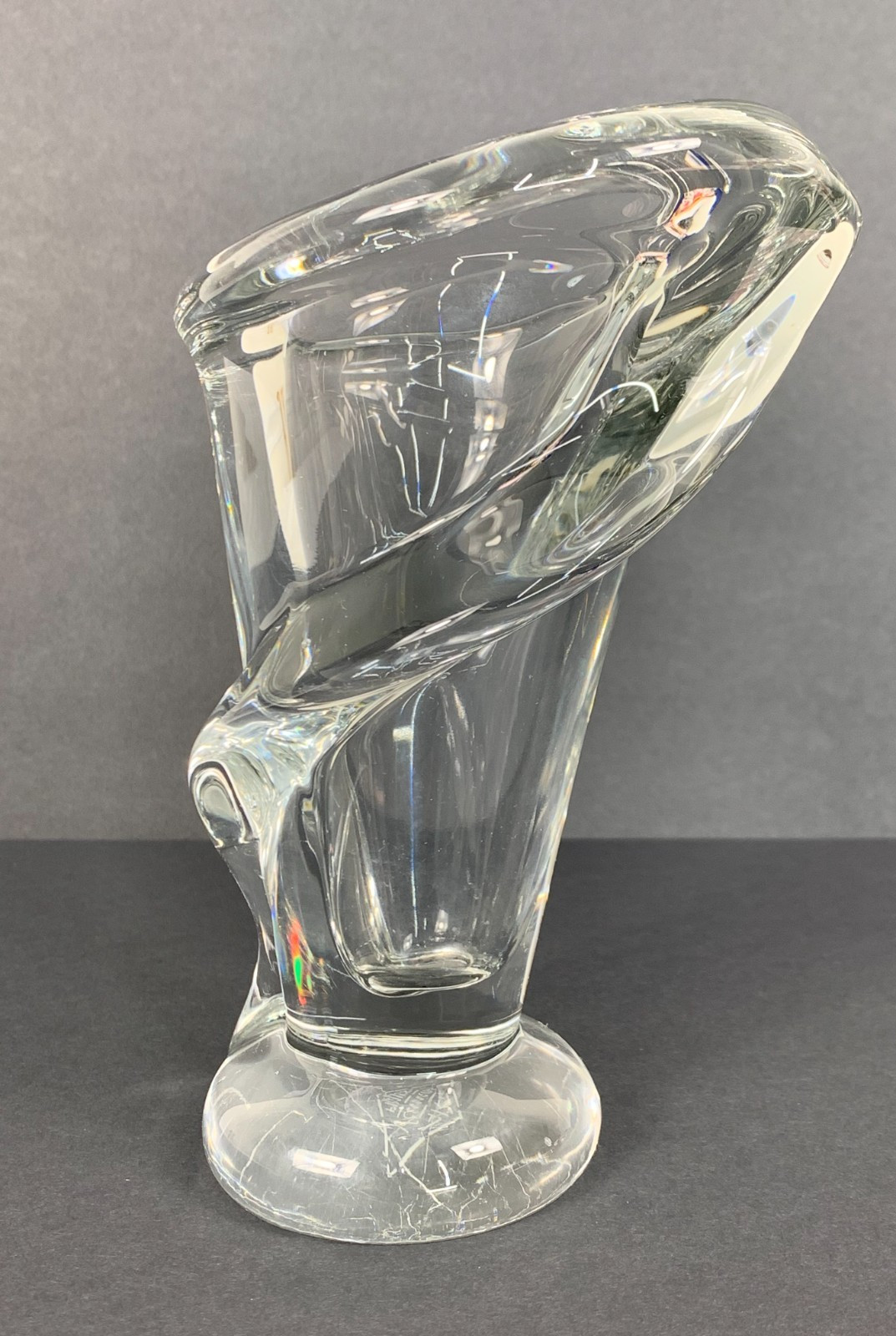 Vannes Le Chatel Crystal Vase Art Glass Made in France