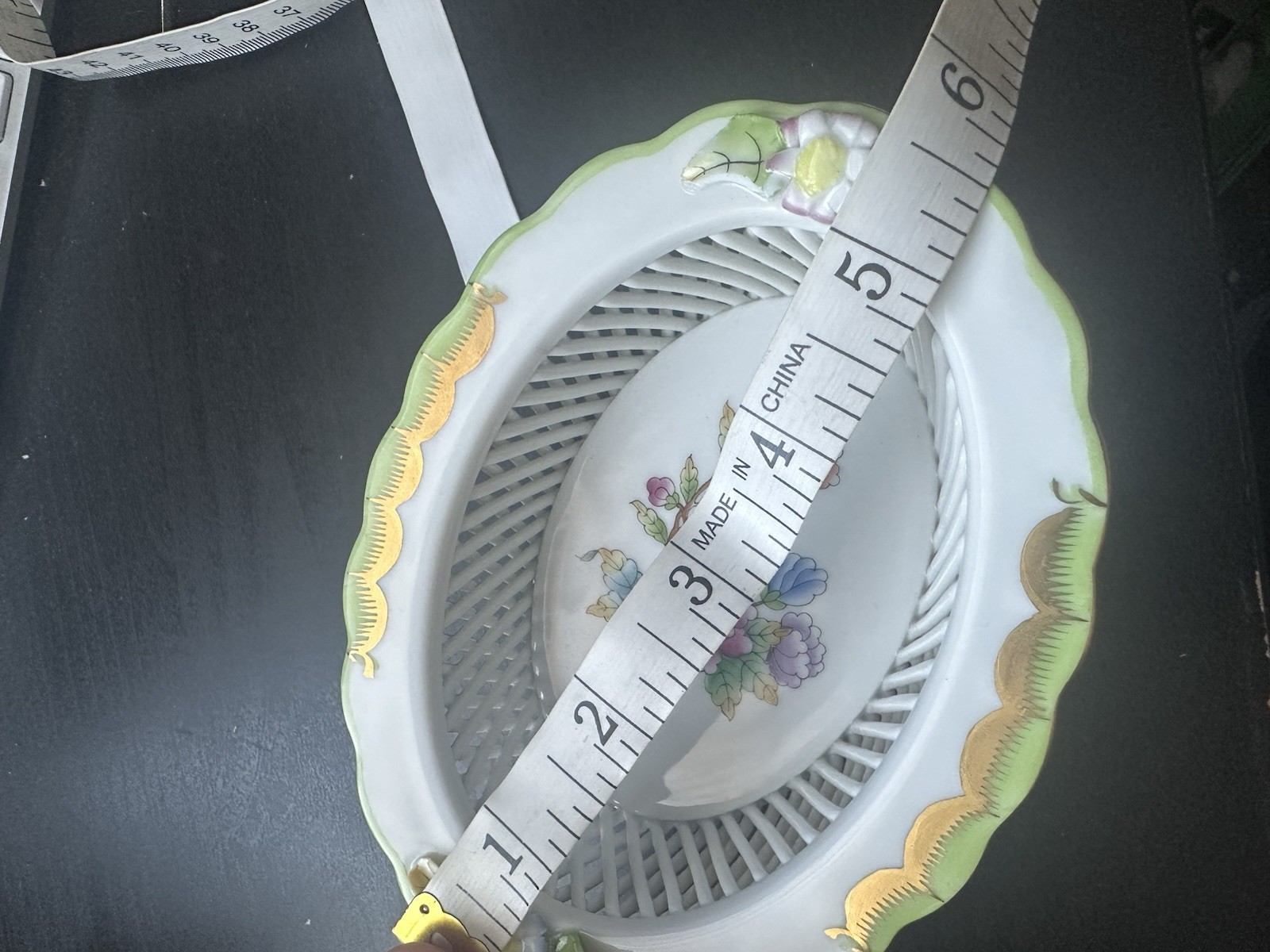 Herend Oval Open Weave Basket 5 1/2″ Porcelain Hungary 7379 *CHIP*