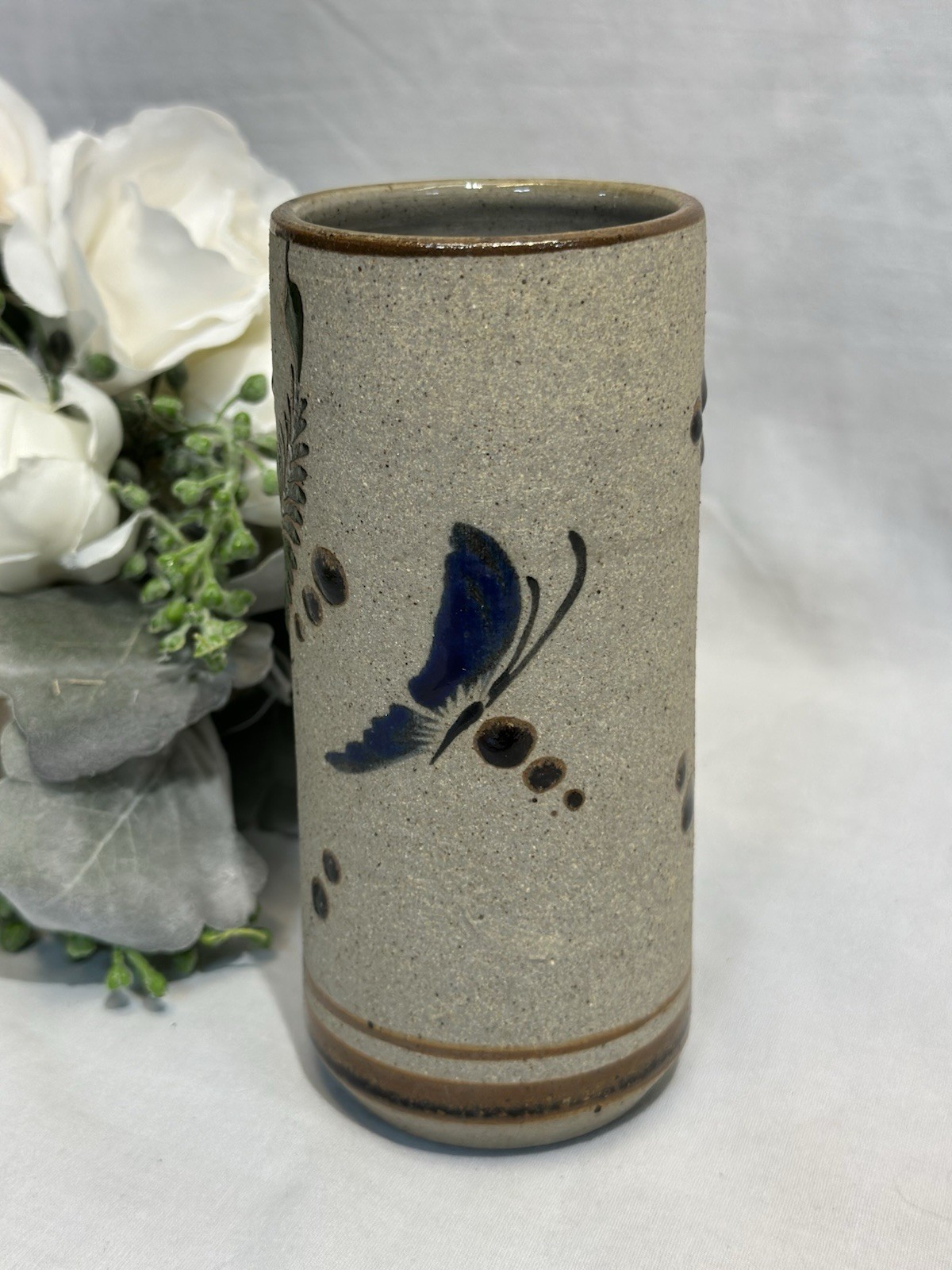 Vintage Signed Tonala Mexican Pottery Vase Hand Painted Folk Art 6” Tall