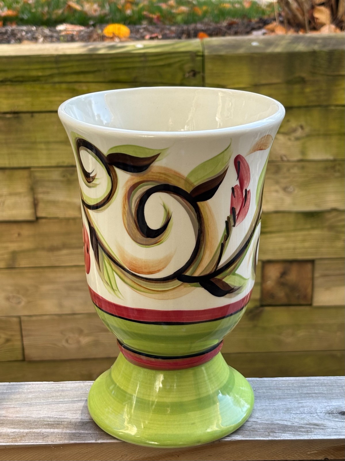 Gail Pittman Honeysuckle Signed Hand-painted Ceramic Pottery 9.5″ Vase (2000)