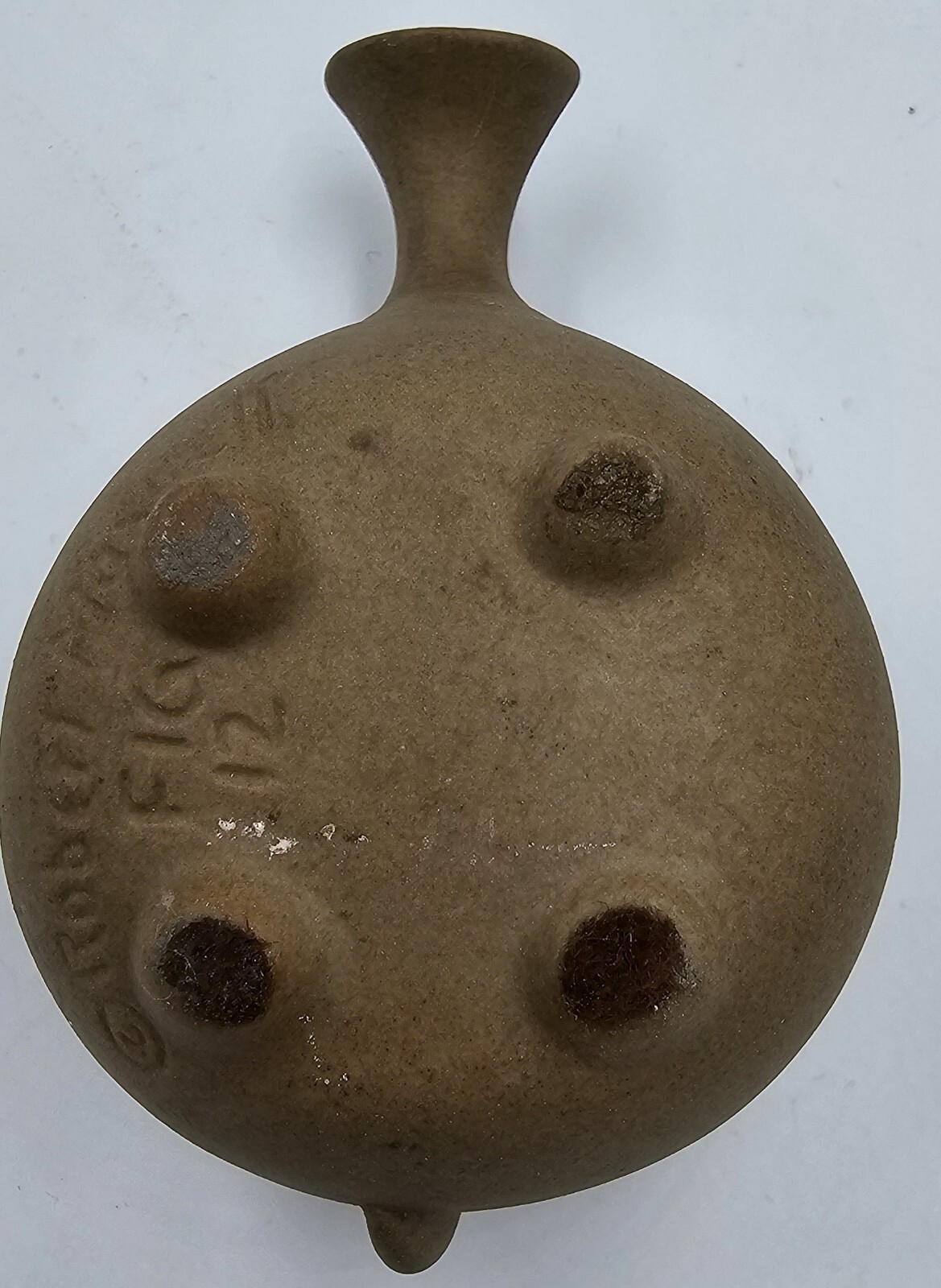Vintage Robert Maxwell Fig 12 Critter Art Pottery Signed 2.25″H x 4.75″L
