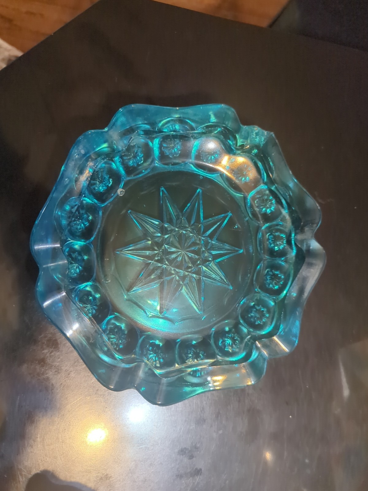Vintage Ashtray Blue Glass Moon & Stars L.G.WRIGHT Large Round 8″