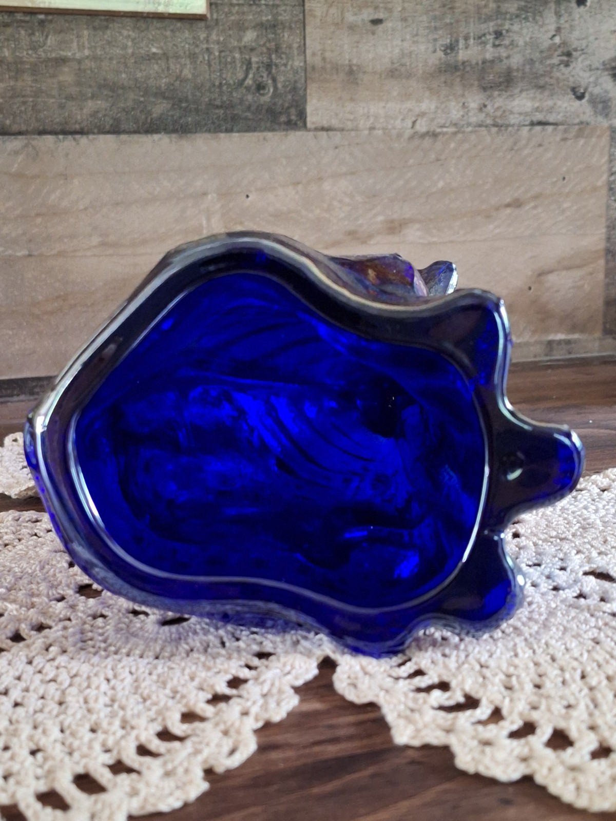 Fenton Alley Cat 11 inch Iridescent Carnival Cobalt Blue 2026 Mosser