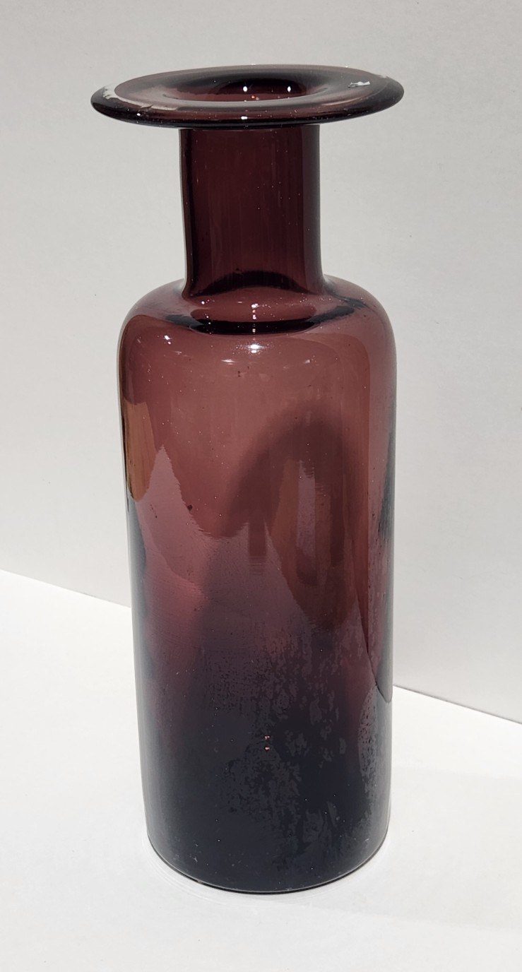 12-1/2 inch Brown Glass Vase 4-1/2 inch diameter