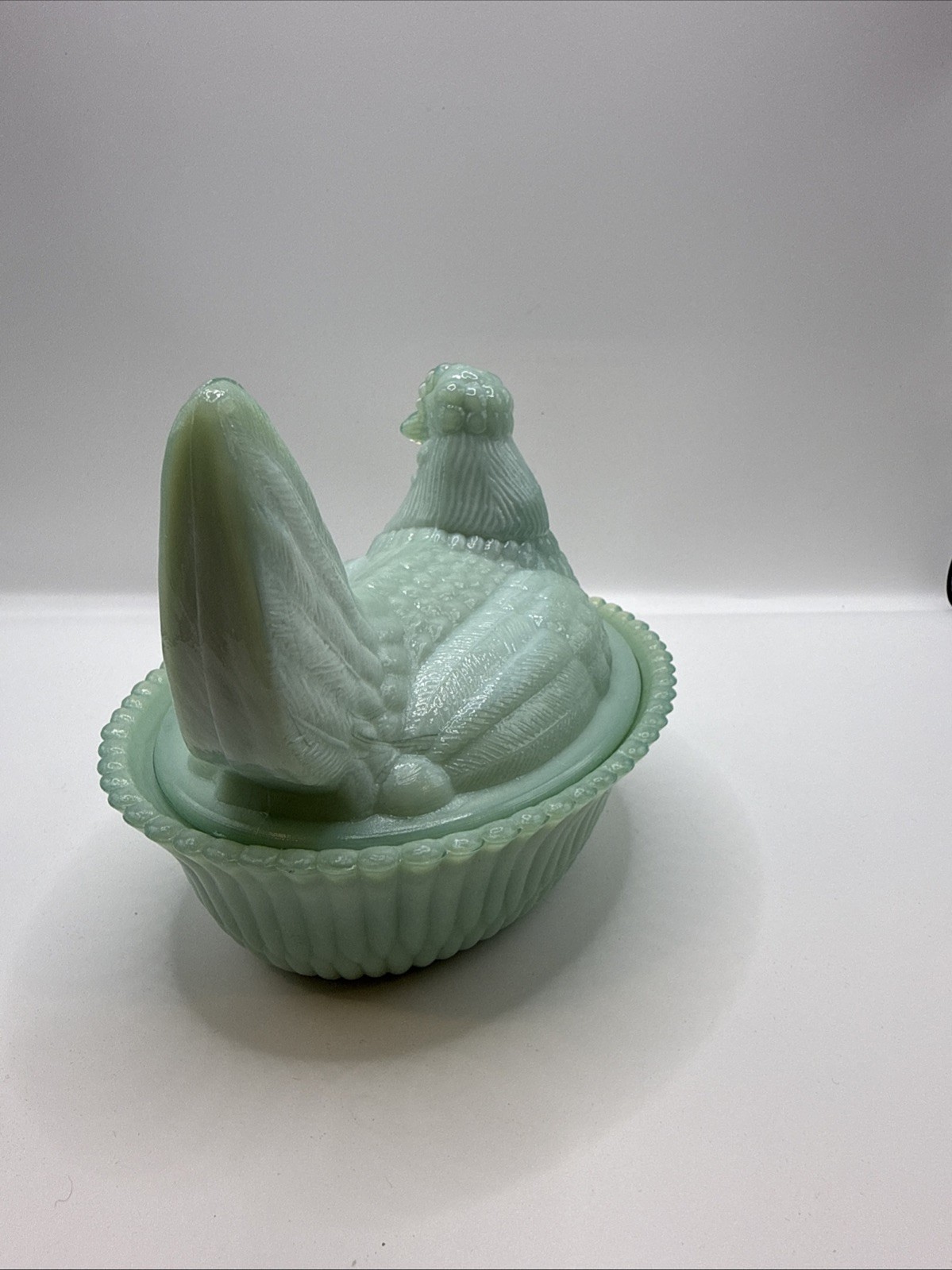 Vintage HTF Rare Boyd 5.5″ jadeite green Hen on A Nest Glass