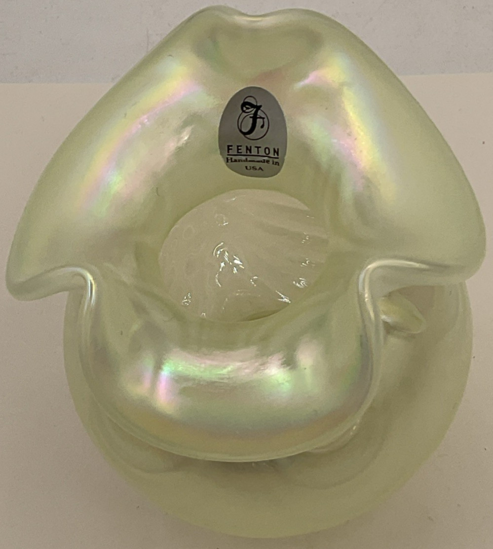 2001 Scott Fenton Topaz Opalescent Drape Vase Signed Ruffled 4 3/8 in. GLOWS