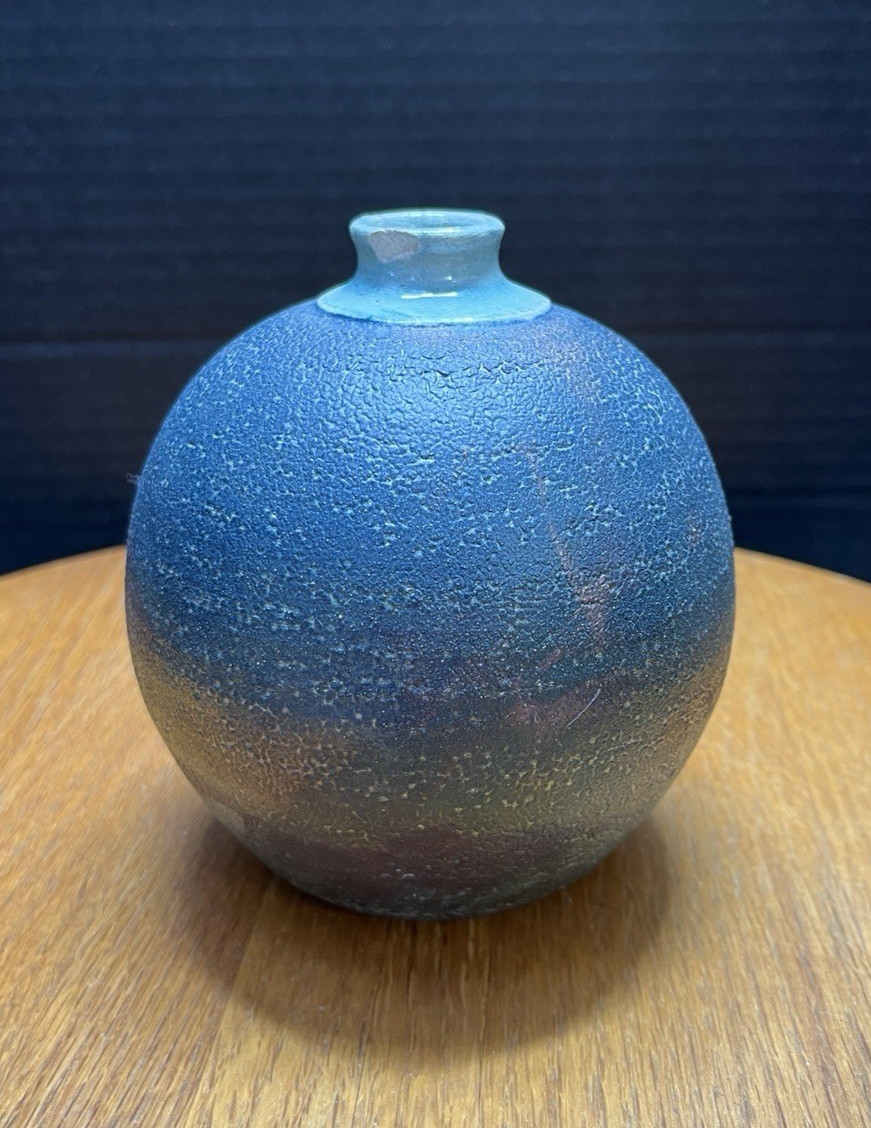 Vtg 1996 Raku Studio Art Pottery Vase Vessel Rough Iridescent Crackle Glaze READ