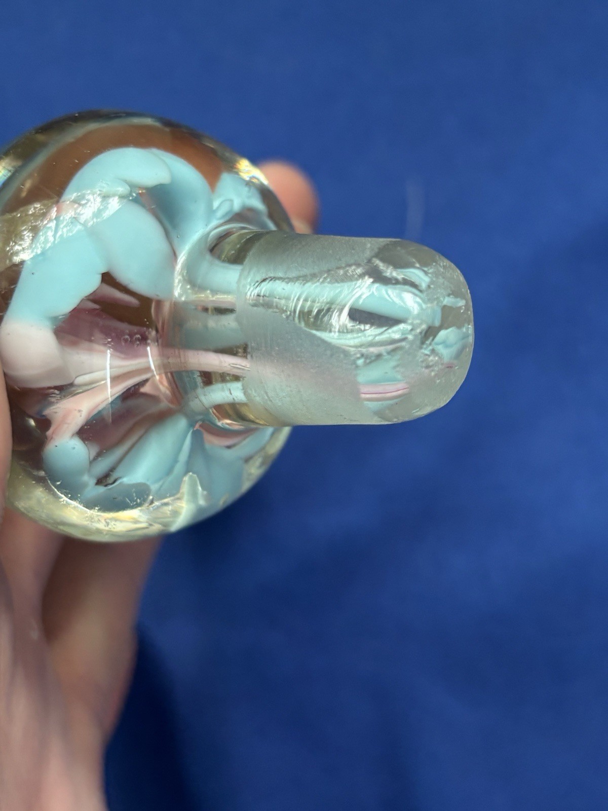 Vintage Art Glass PINK & BLUE Flowers Bottle Stopper Round 2 x 2 1/4″ Blue Base
