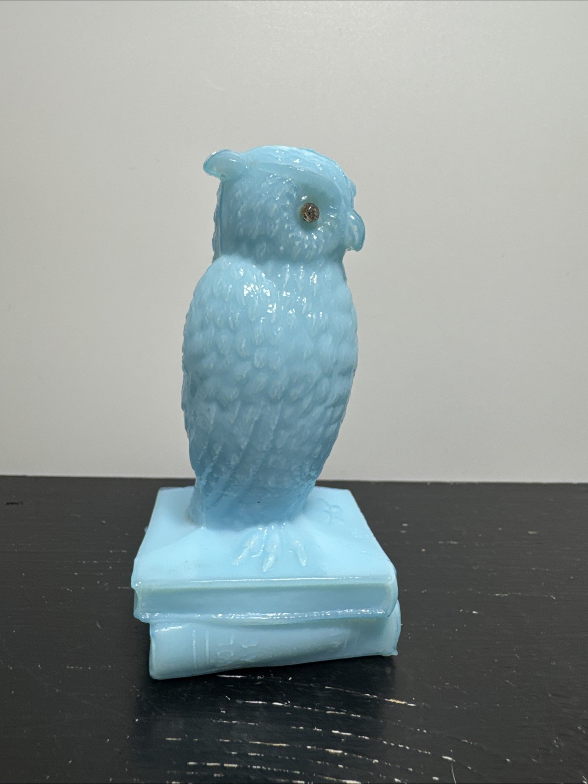Vintage Westmoreland Glass WISE OWL ON STACK OF BOOKS Light Blue 3.5”