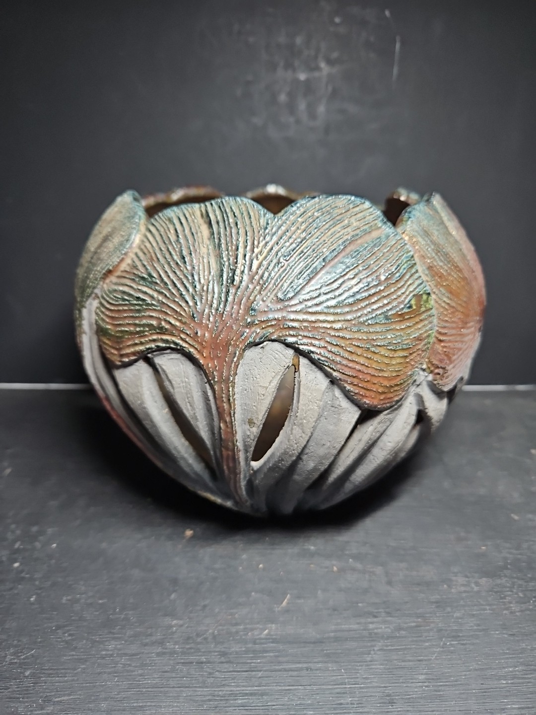 Nancy Briggs Reticulted Vase/Lantern Ginsing leaf pattern