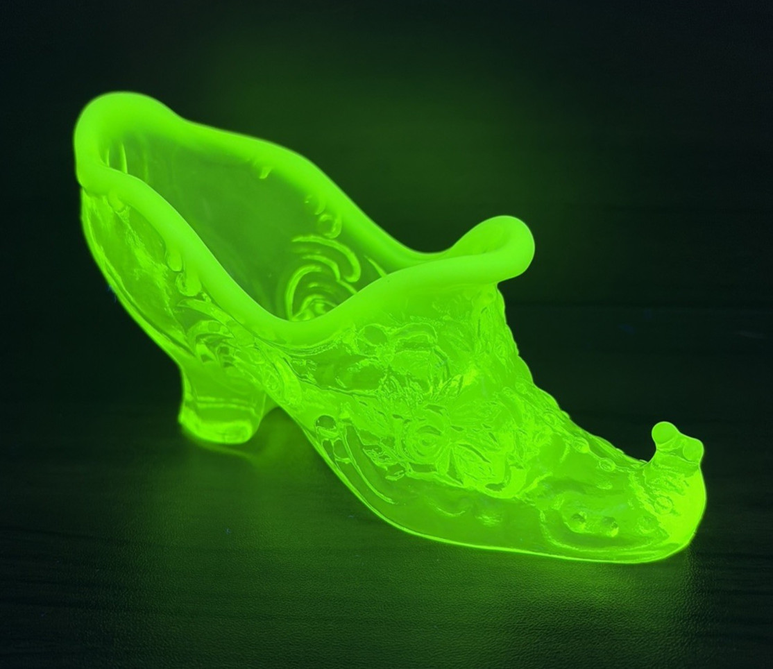 Mosser Opalescent Vaseline Uranium Rose Slipper Shoe Figurine 6″ UV Glow Vintage