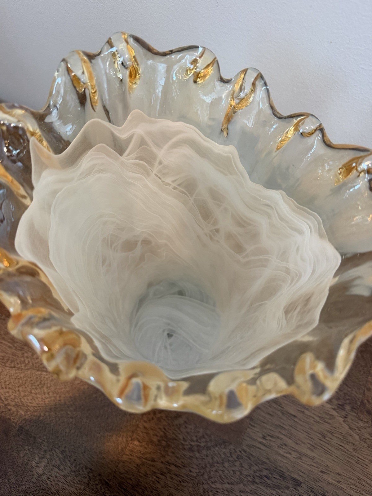 Unique Art Glass Vase Cream/White & Clear Swirl Ruffled Rim No Tag Murano?