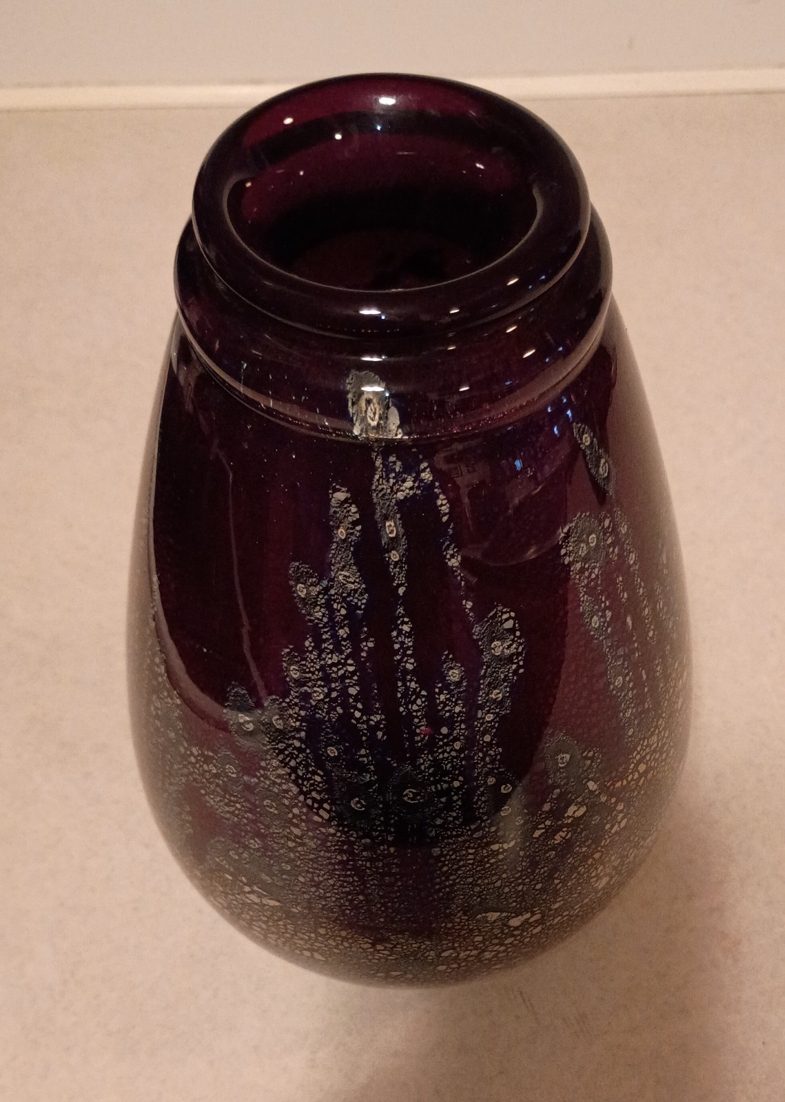 Rare Gorgeous 1988 Signed Glittery Abstract Robert Eickholt 8.75″ Art Glass Vase