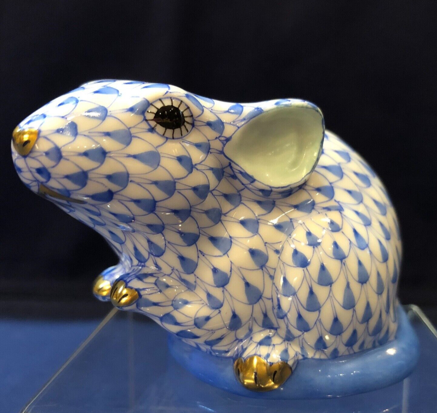 Herend – Large Mouse 3″L – Blue Fishnet New Figurine