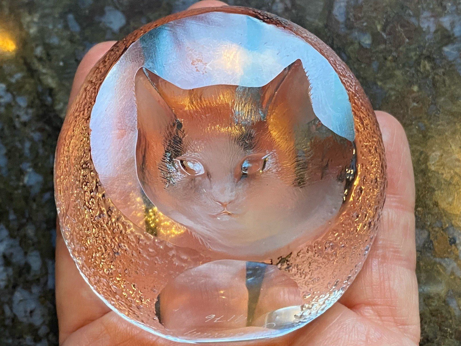 🇸🇪 Mats Jonasson (Signed, #9176) 🐱 Cat Face 🐱 Glass Paperweight, Sweden 🇸🇪