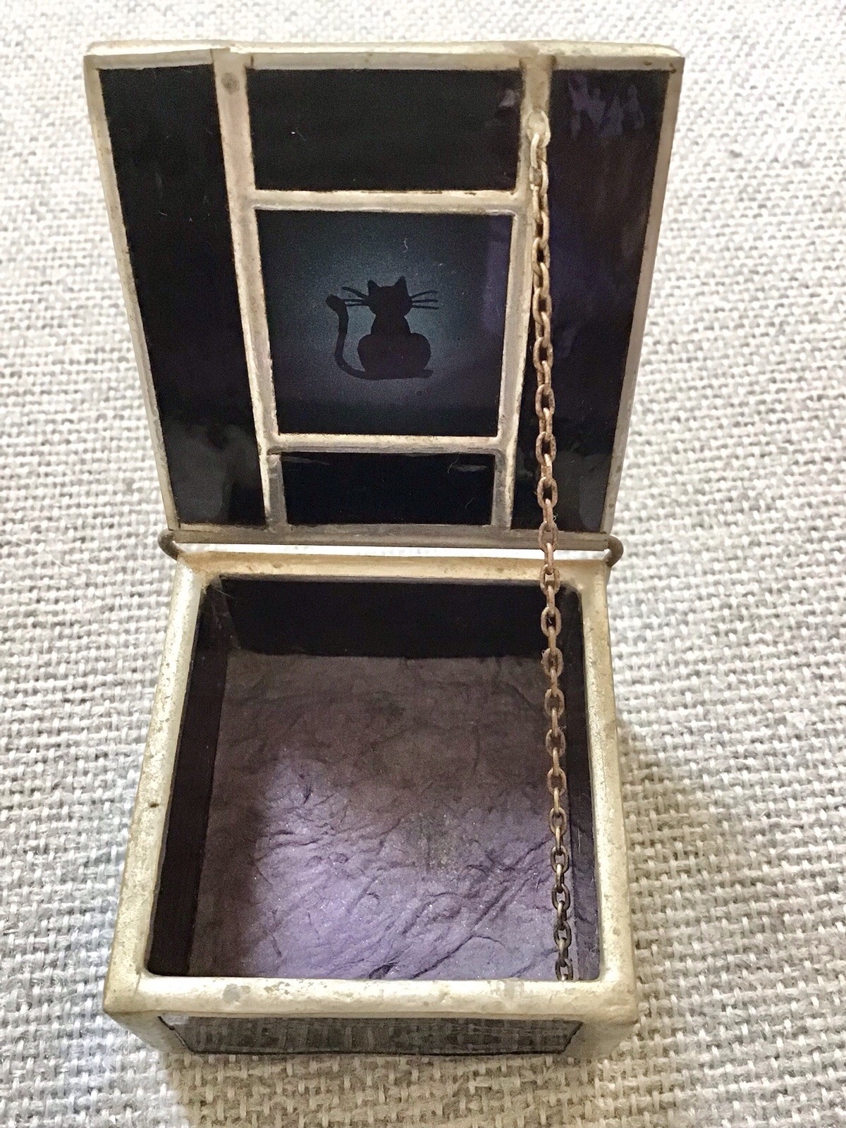 Black Cat Stained Glass 2” Hinged Trinket Box Blue Green Iridescent