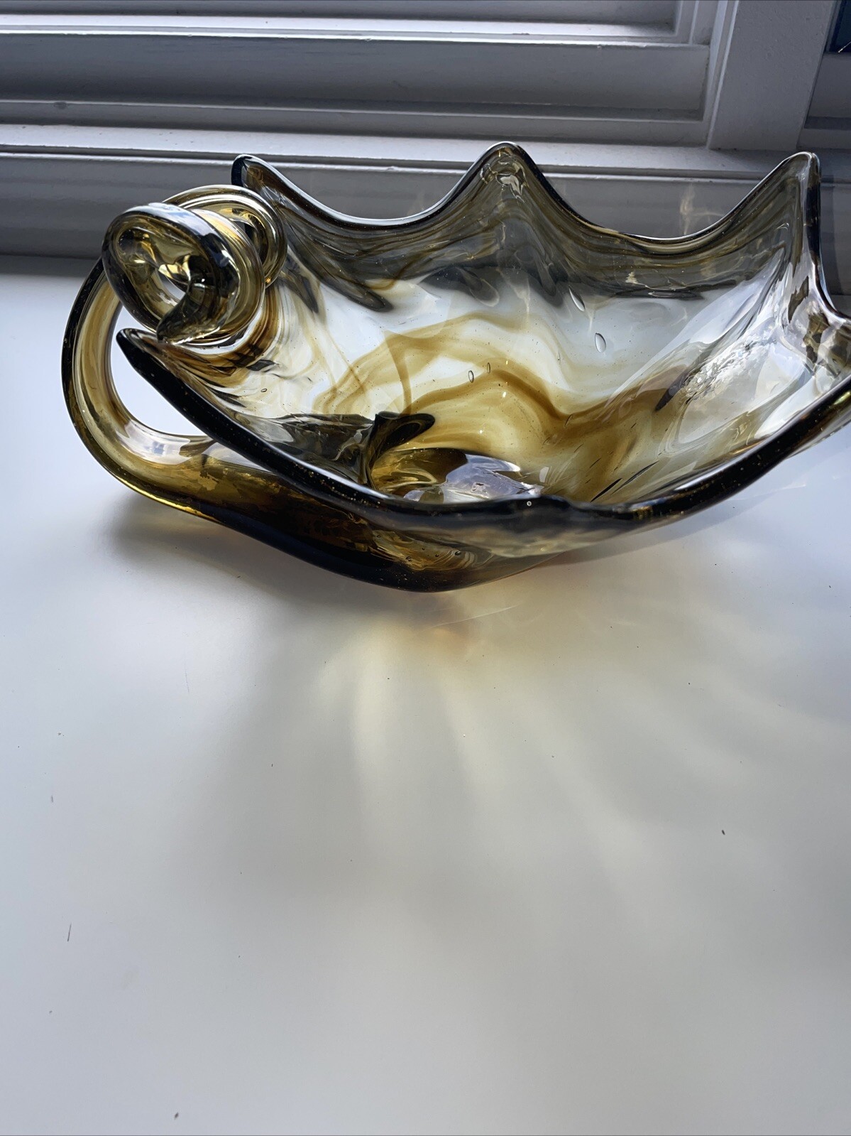 VTG Hand Blown Sooner Glass Swan Vase Bowl Yellow White Brown Swirl 11x10x5 LWH