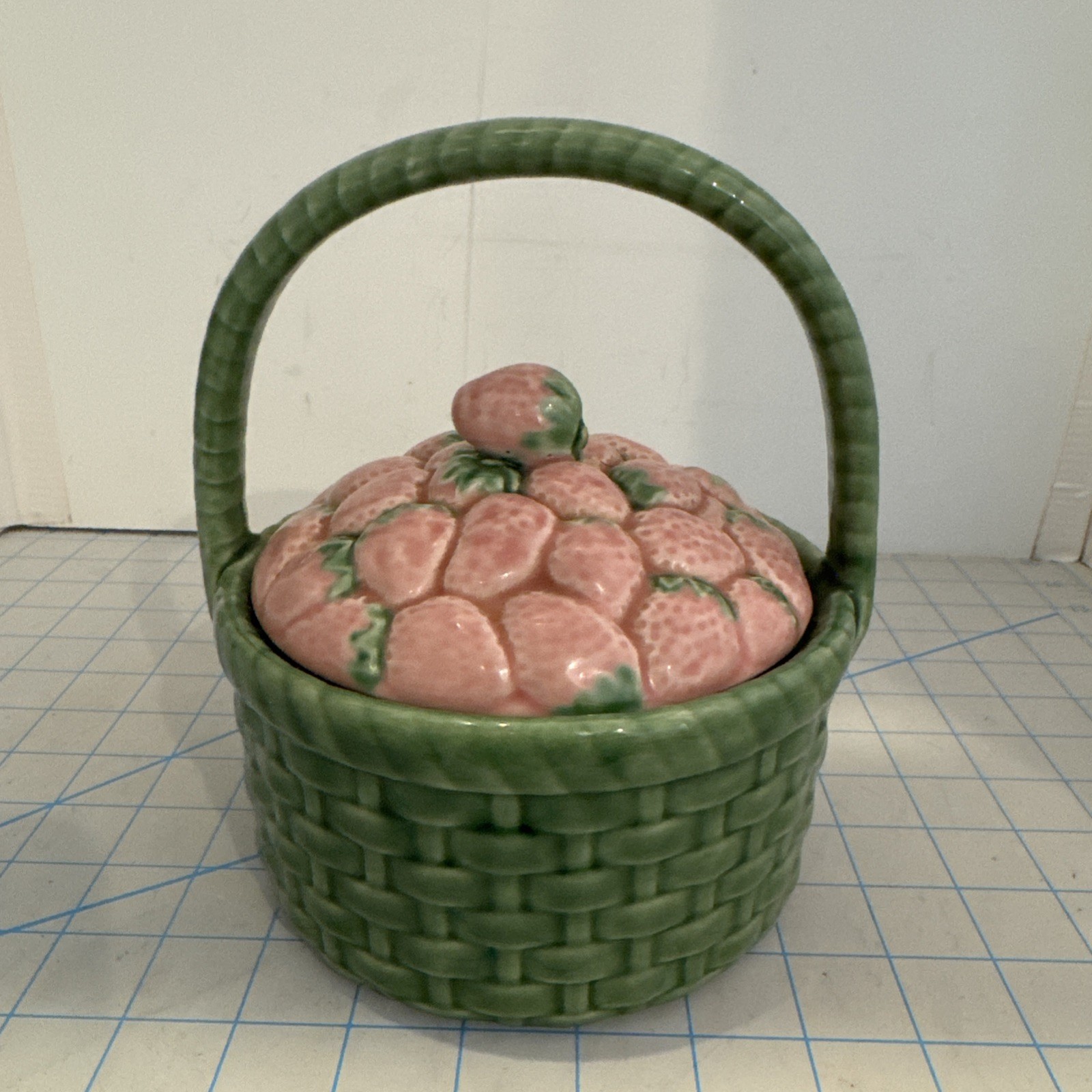 Bordallo Pinheiro Green Basket Weave Basket Shape Strawberry Lid Candy Cookies