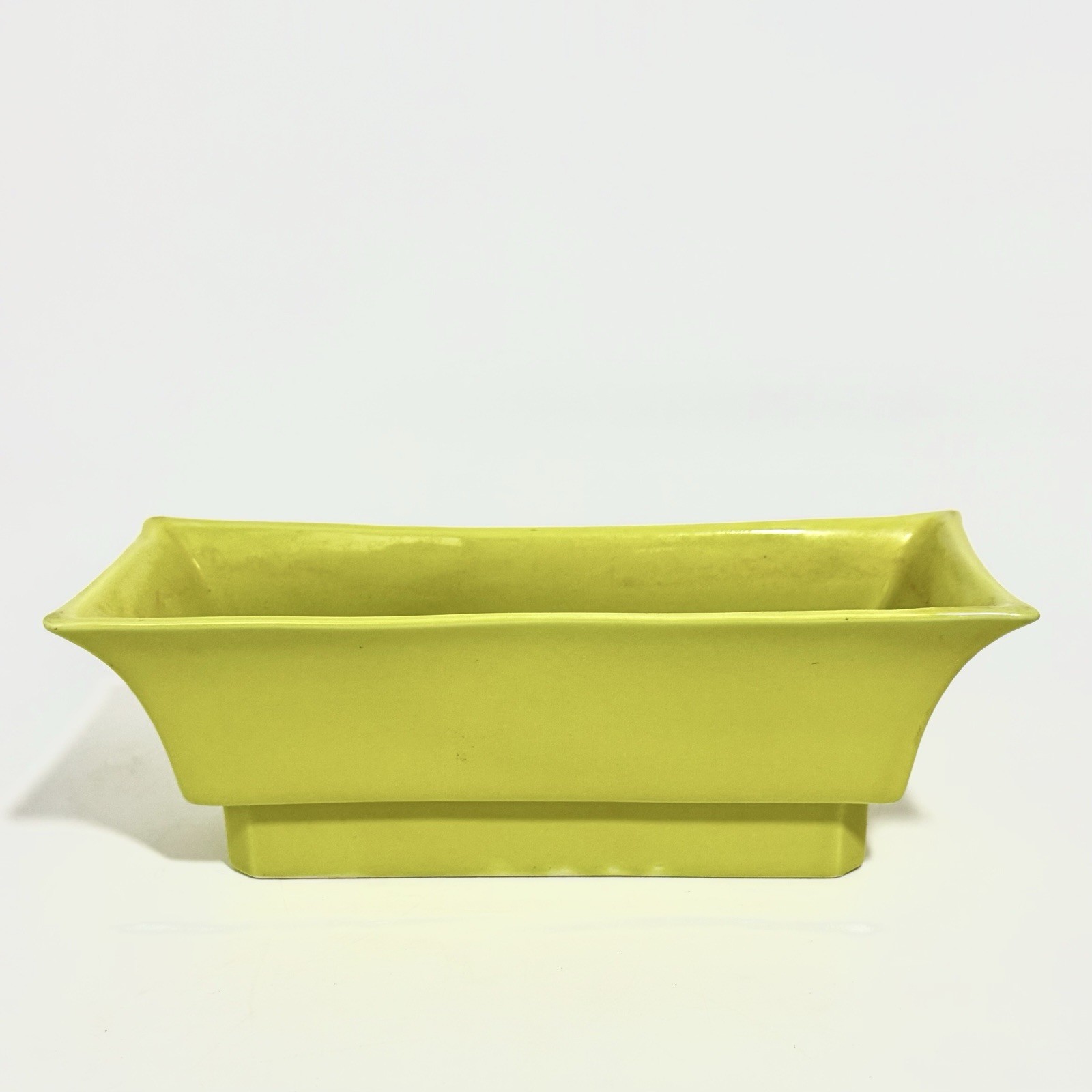 Mid-Century Vintage Jacqueline 411 Chartreuse Green Ceramic Pottery Planter MCM