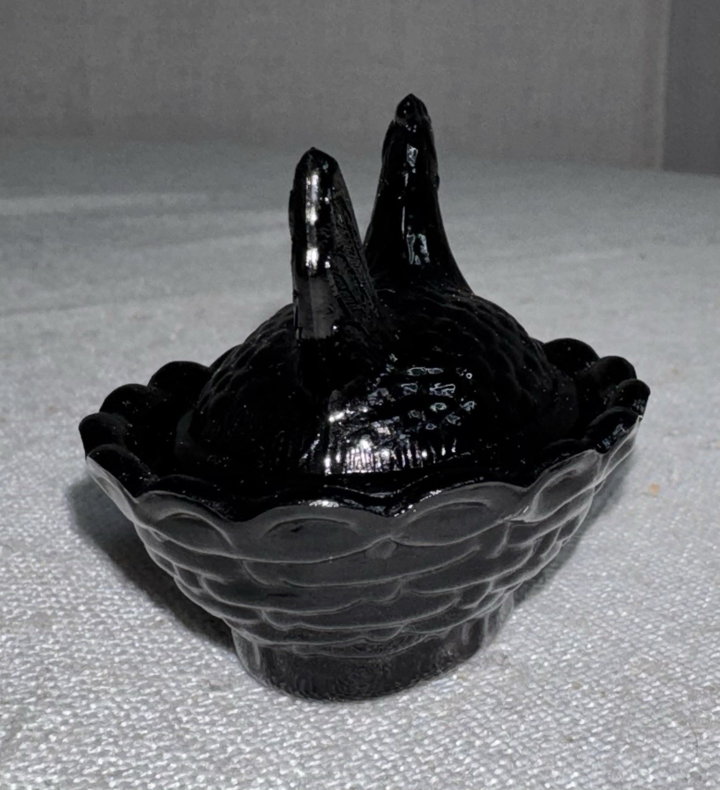 Boyd Crystal Art Glass Chick Salt HEN on NEST Mini HON #57 Ebony Black Chicken