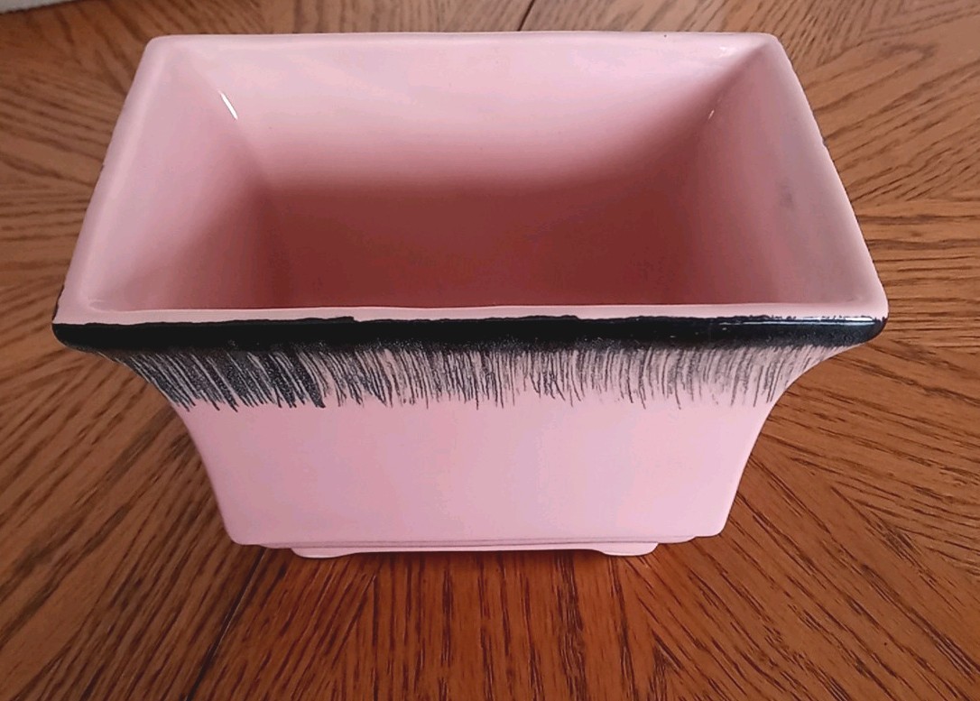 Pink And Black Ceramic Art Pottery Vase Or Planter Footed Design Flaired Rim 6″