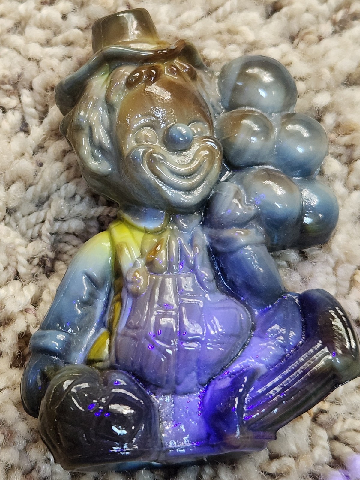 Vtg Mosser Glass 1981 BALLOON CLOWN NIKI Blue/Grn/Brown Slag 3-1/2″ T Fig w/ Box