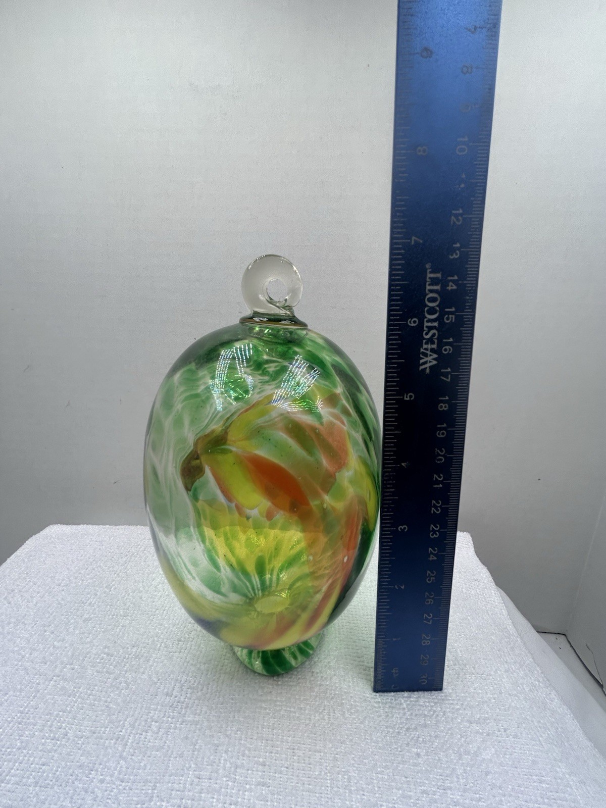 Blown Glass Ball/ Sphere Hummingbird feeder – 7″ tall – No stopper