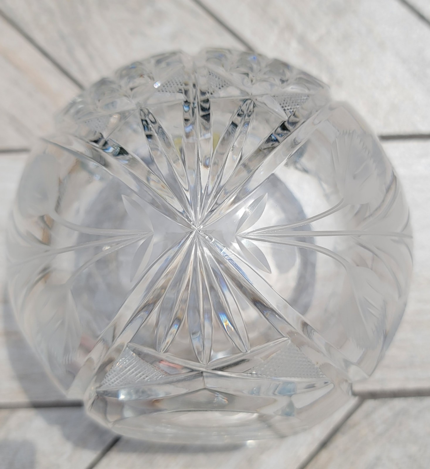 Vintage Violetta Poland 24% Lead Crystal Orb Ball Ashtray Hand Cut Starburst MCM