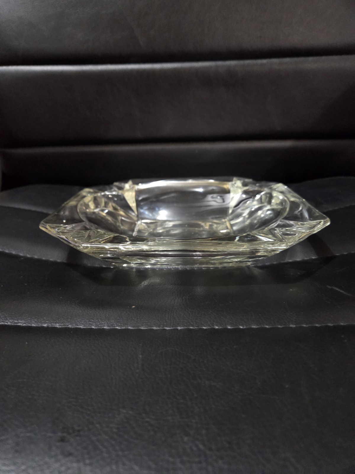 VINTAGE OCTAGONAL CIGARETTE CIGAR GLASS ASHTRAY 8” X 8” HEAVY MASSIVE
