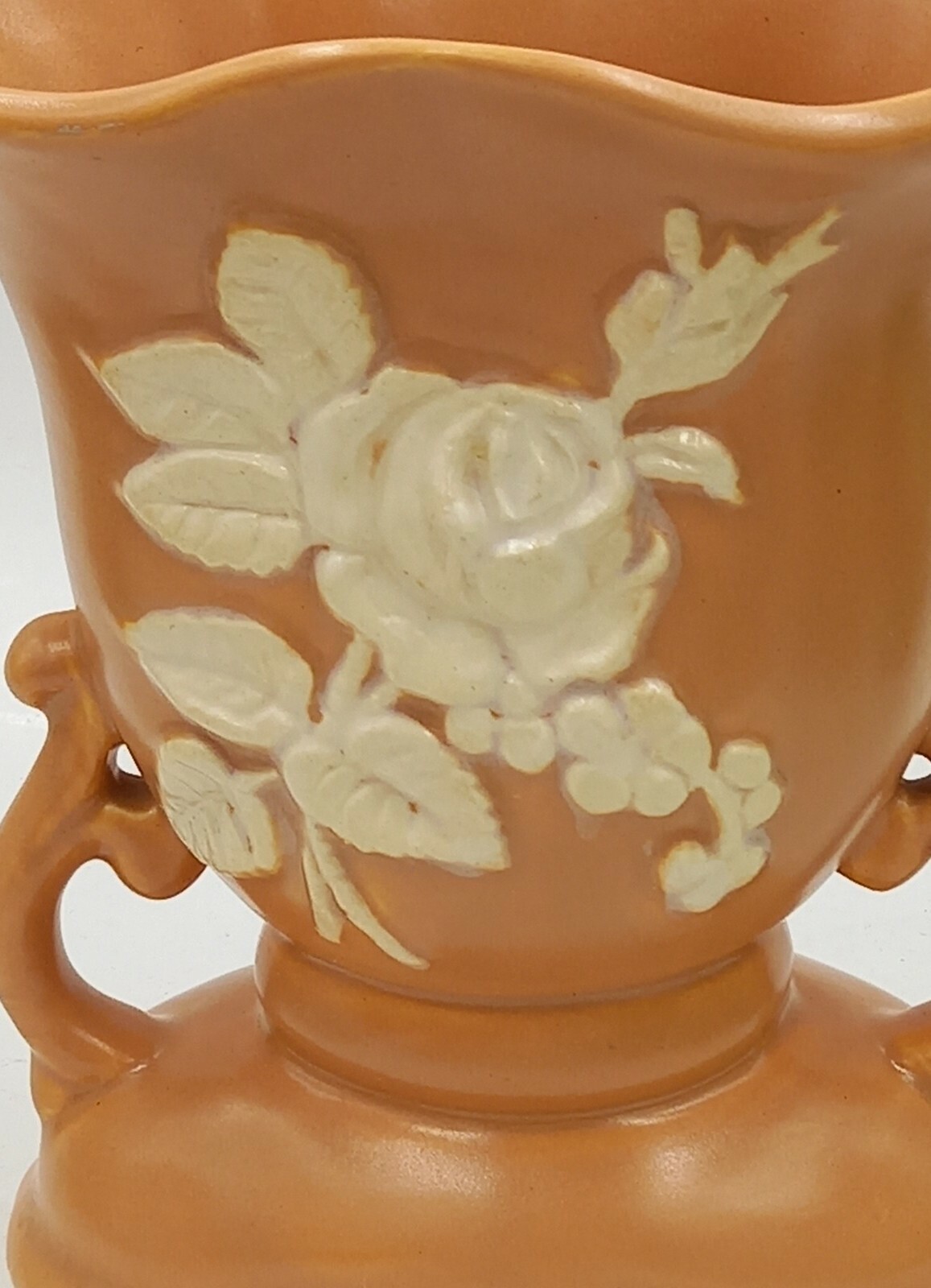 Vintage WELLER Art Pottery VASE Peach White Floral Cameo Relief Handles