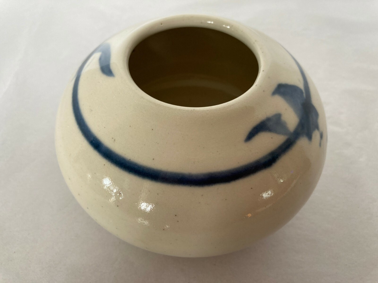 Signed Artist Marguerite Studio Pottery Art 5″ x 3″ Rose Bowl Vase Blue Design