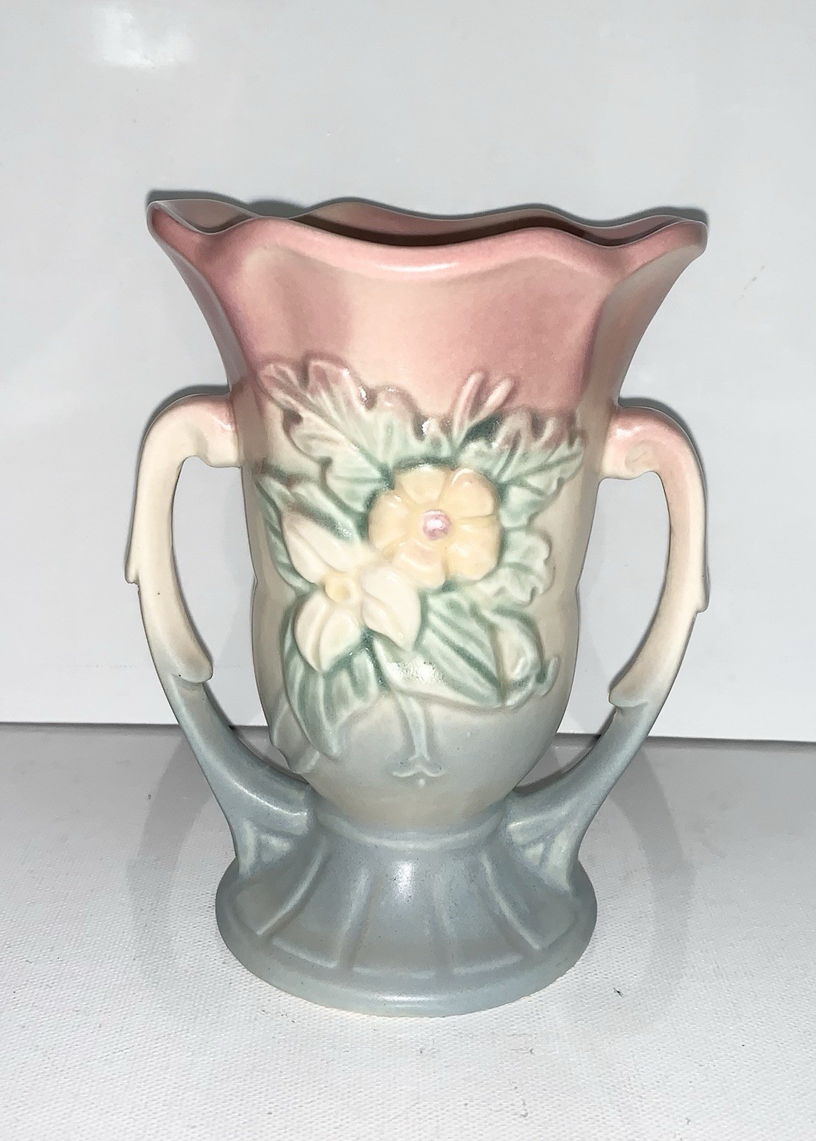 Vintage Hull Art “Wildflower” Multi Color Pastel Vase W3 – 5-1/2 inch