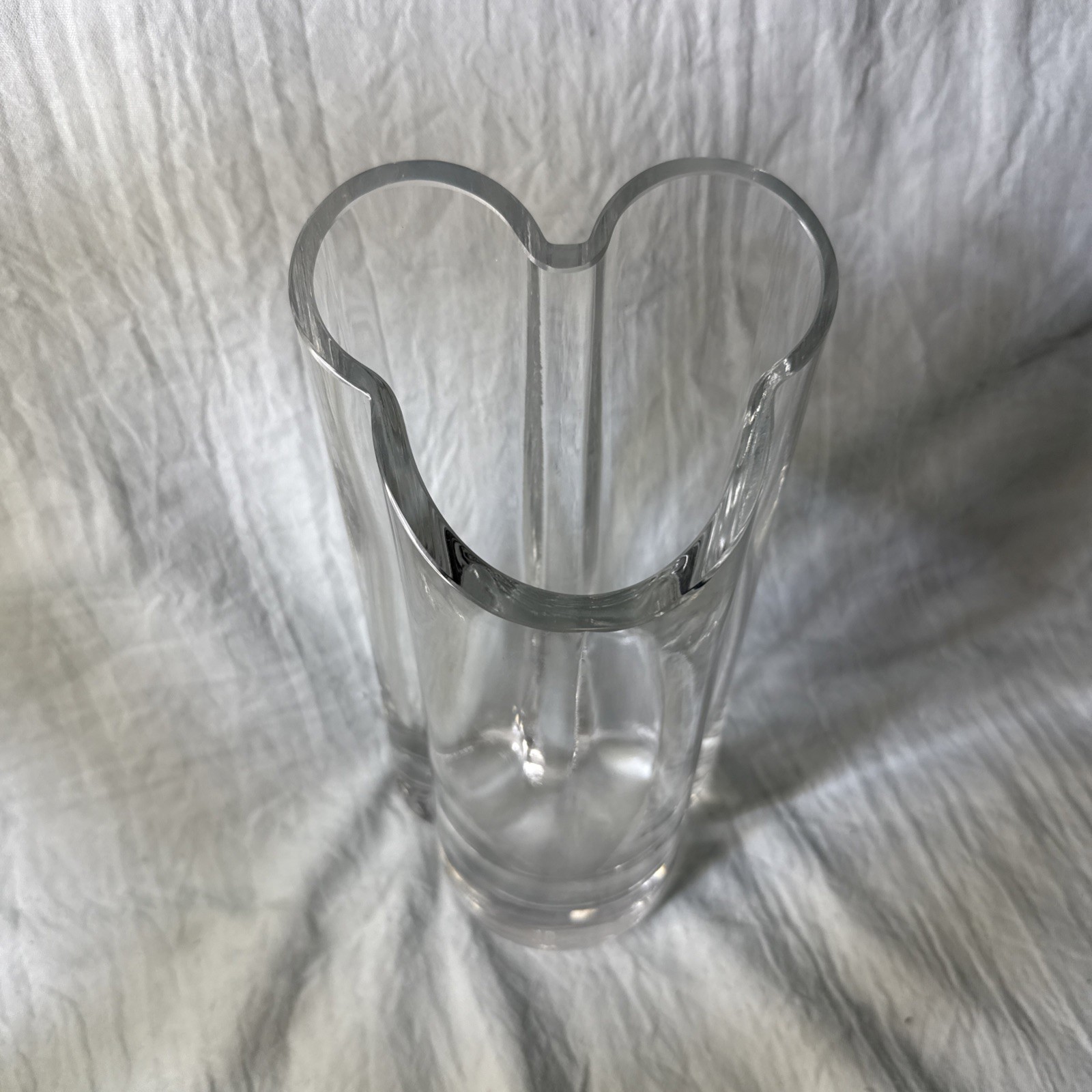Disney Mickey Mouse Ears Crystal Glass Vase 8 3/4” Tall Made in Turkey Retired
