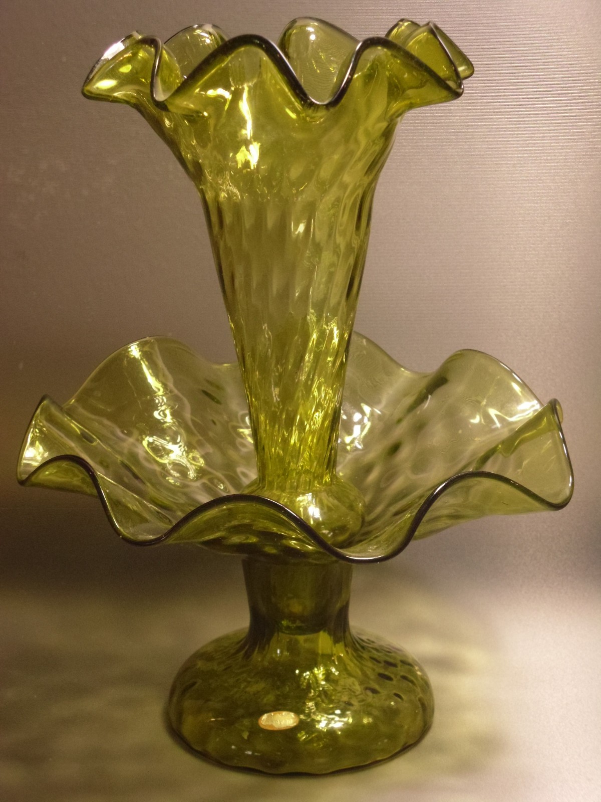 Italian Empoli Glass Ruffled Epergne * Single Horn * Colonial Green * 11″ * 0754