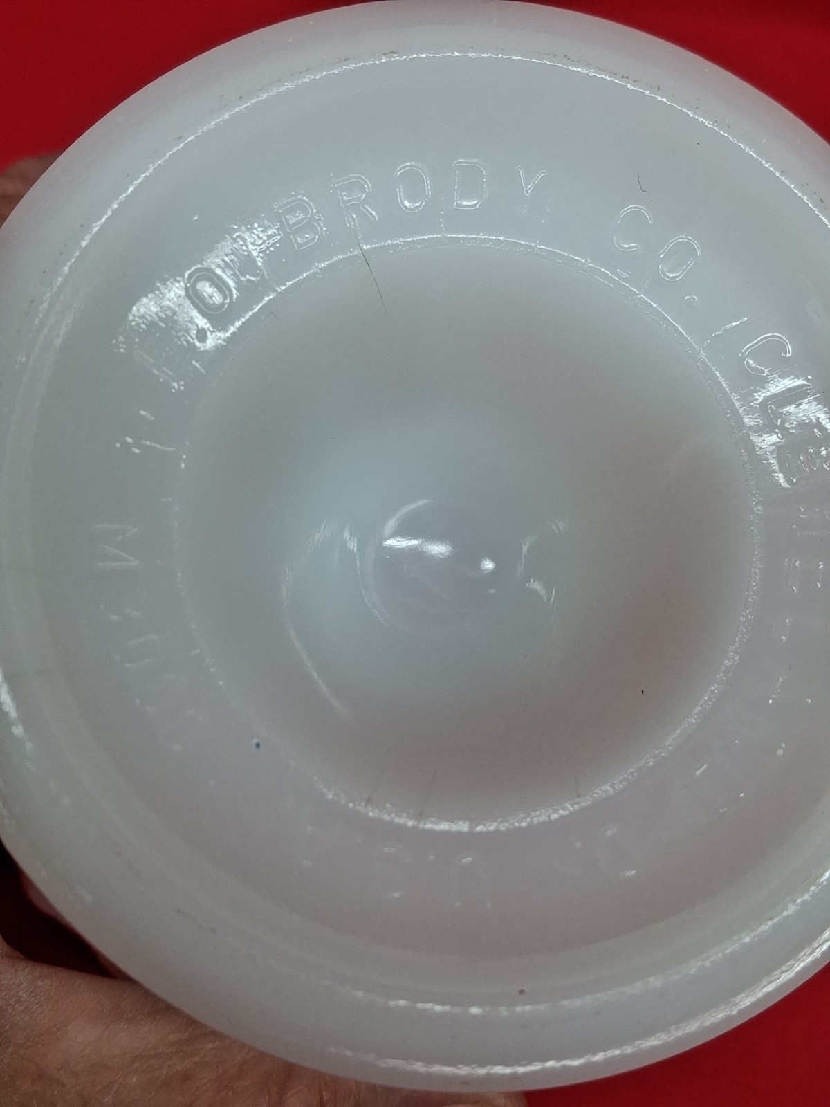 Vintage EO Brody Co Cleveland Ohio USA MILK GLASS Vase M3000 Footed Planter
