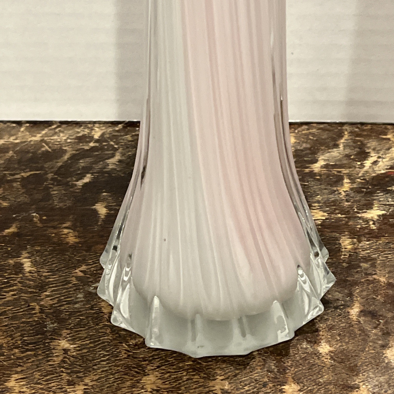 15in Tulip Bud Vase Handblown Art Glass Red White Green Clear Flower