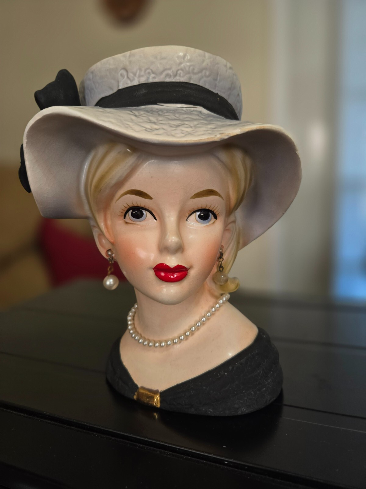 Relpo K1679 Head Vase Open Blue Eyes Black Outfit Large Hat 7 1/4″