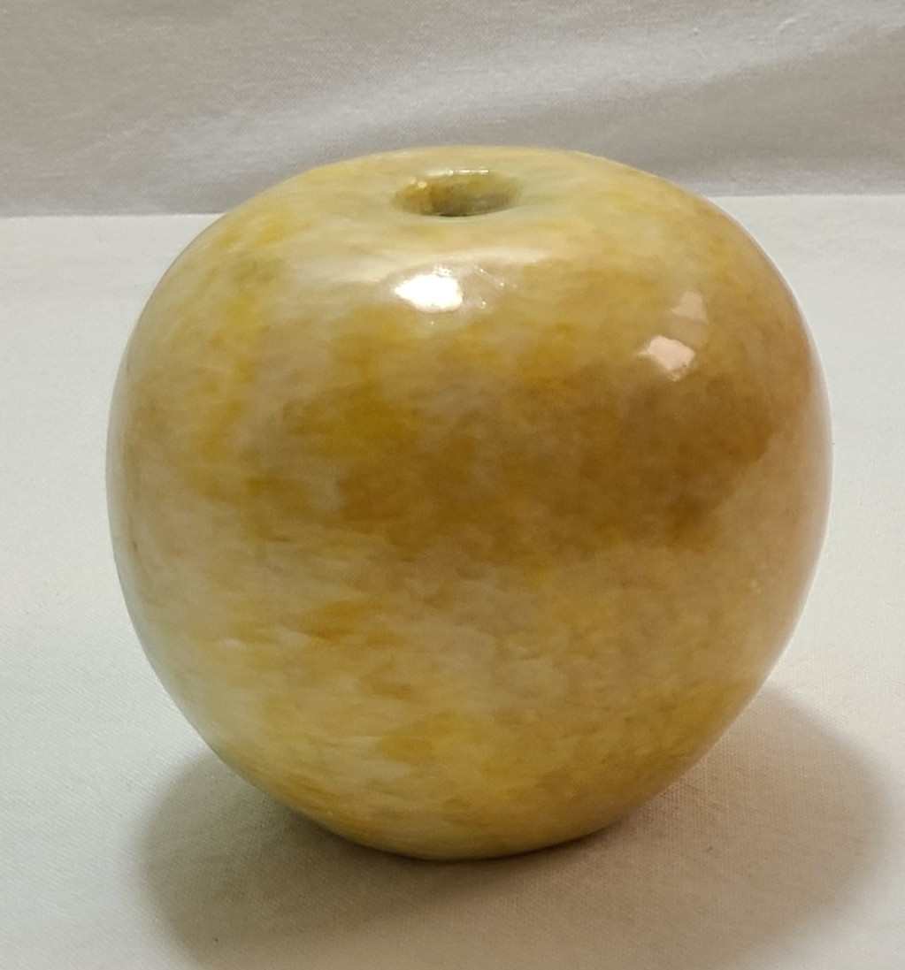 Vintage Carved Stone Apple Fruit Paperweight Polished Green Yellow 2 3/4″